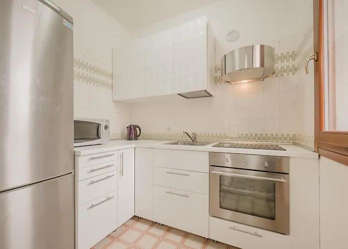 Daire Vittoria's Flat - 15 Min Da & Parcheggio